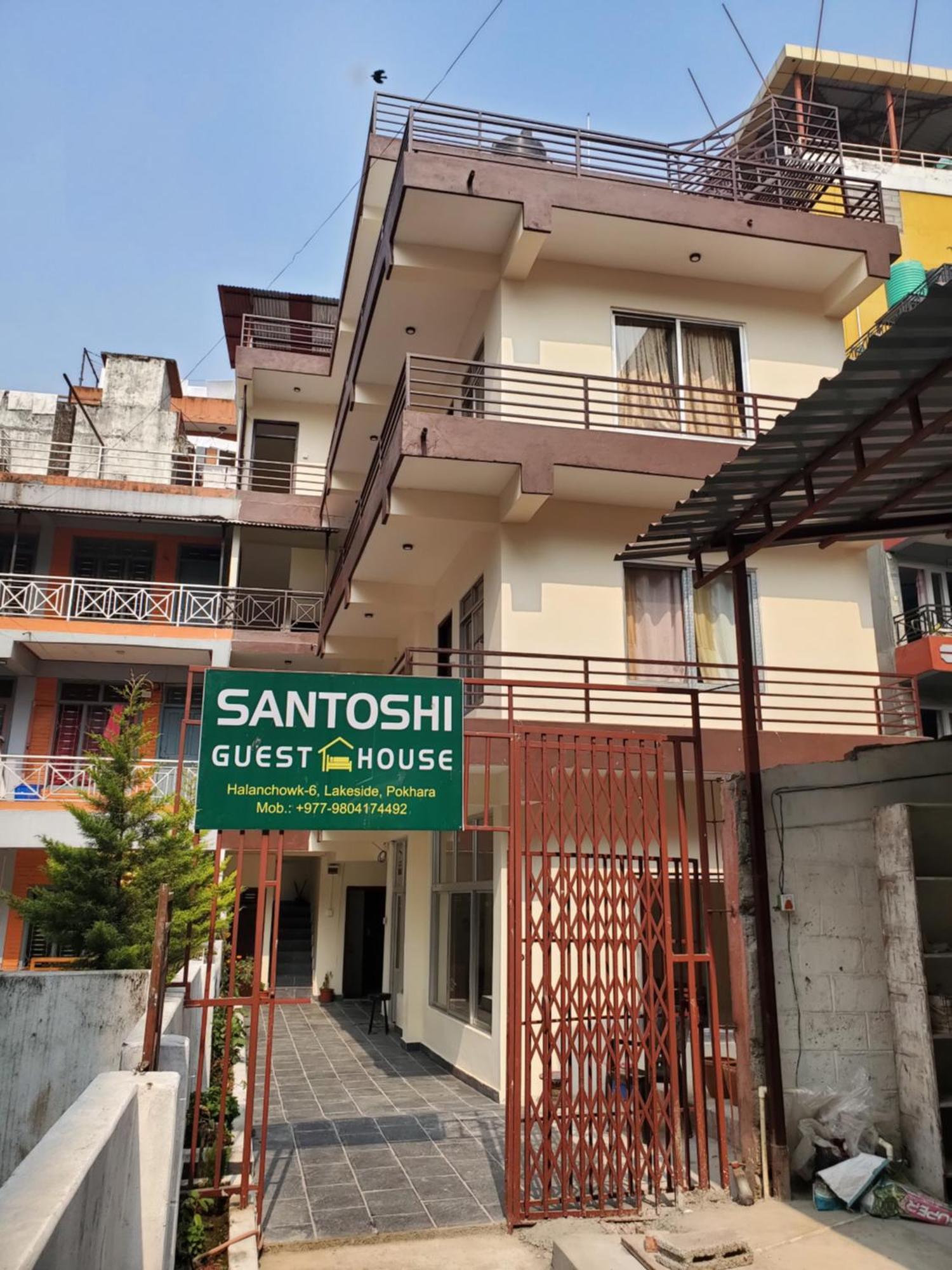 Santoshi Guest House, Покхара Экстерьер фото